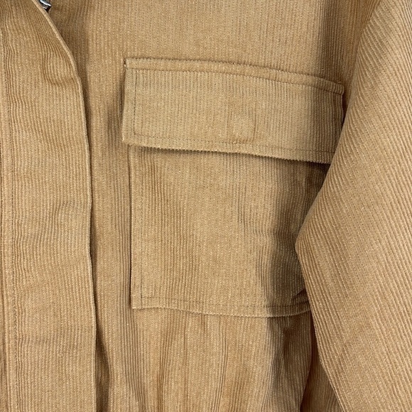 𝅺LA Hearts cropped corduroy Full zip full snap jacket size medium tan New M - Picture 5 of 10